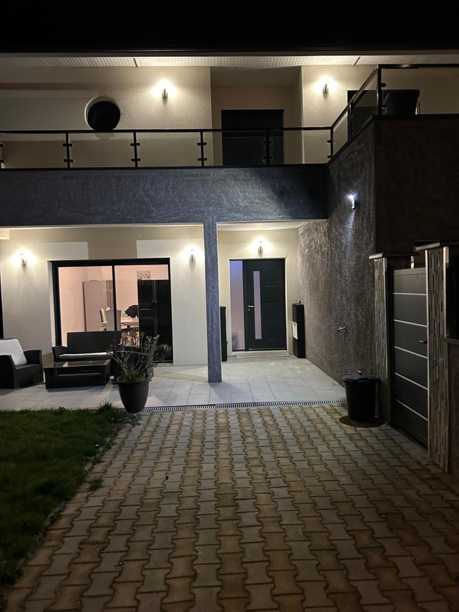 Maison Entiere * Cébazat